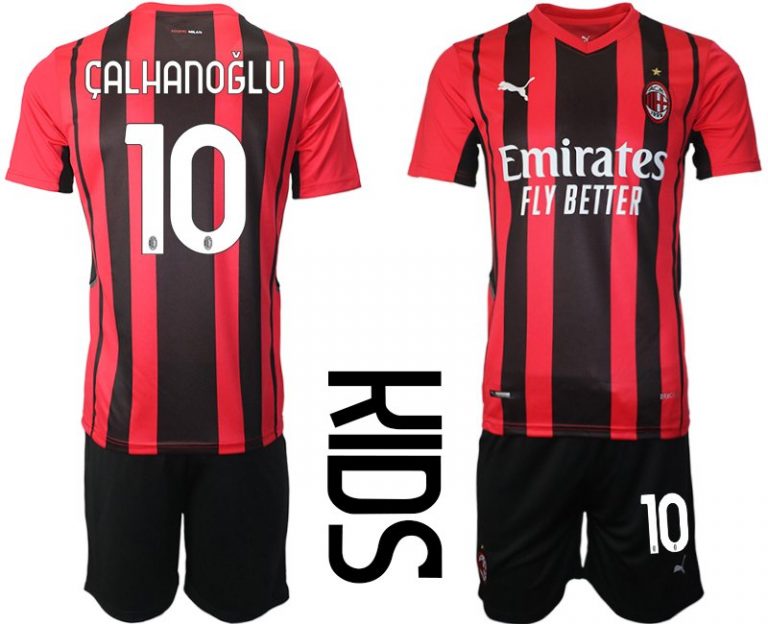 Fußballtrikot AC Milan Hakan Çalhanoğlu #10 Kinder 2022 Kurzarm (+ Kurze Hosen)