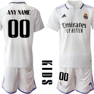 Kinder Heimtrikot Real Madrid Home Trikot weiß lila 2022/23 Fußballtrikots Set