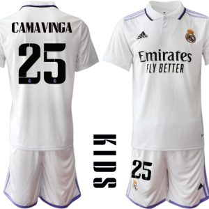 Kinder Heimtrikot Real Madrid Home Trikot weiß lila 2022/23 mit Aufdruck CAMAVINGA 25