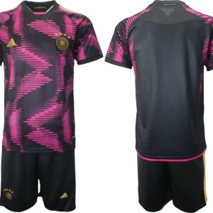 Herren Deutschland Auswärtstrikot DFB WM 2022 Away Trikot violett schwarz