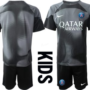 Kinder Paris Saint Germain PSG Goalkeeper 2022/23 schwarz Kurzarm + Kurze Hosen